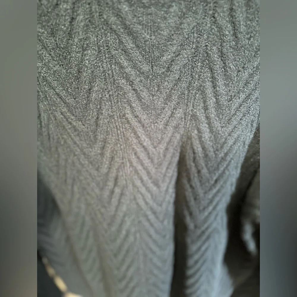 Banana‎ Republic XS Black Relaxed Crew Neck Sweater